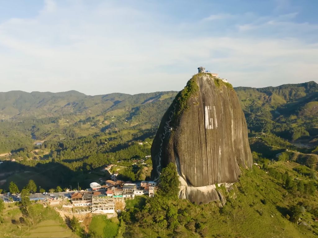 hill in colombia