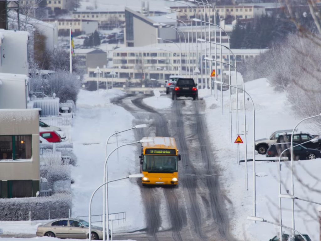 transportation in iceland